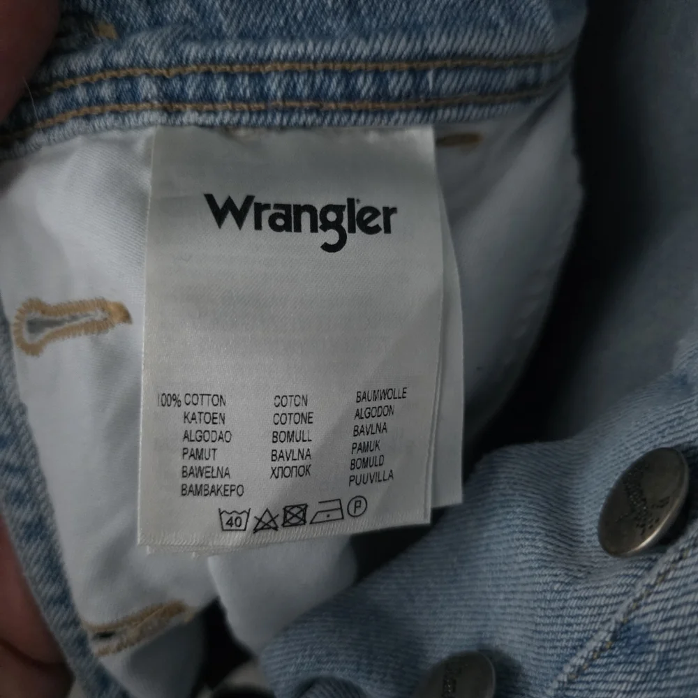 NWT Wrangler Bib Shorts Overalls XS Blue Jean W29QFH17J Tubble Blue Casual - Picture 11 of 15